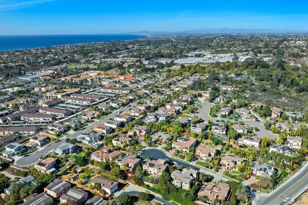 536 Quail Pointe Lane Encinitas, CA 92024