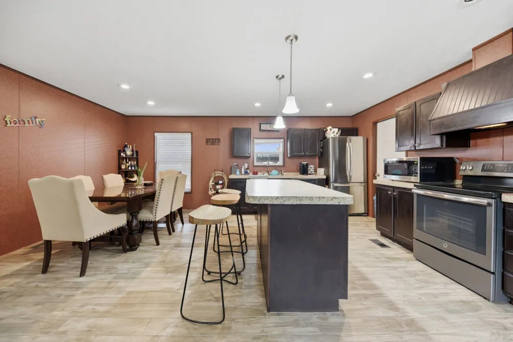 1182 Oak Crest Drive New Ulm, TX 78950