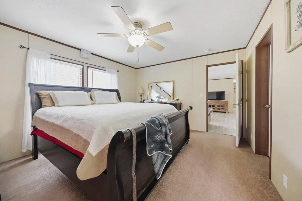 1182 Oak Crest Drive New Ulm, TX 78950