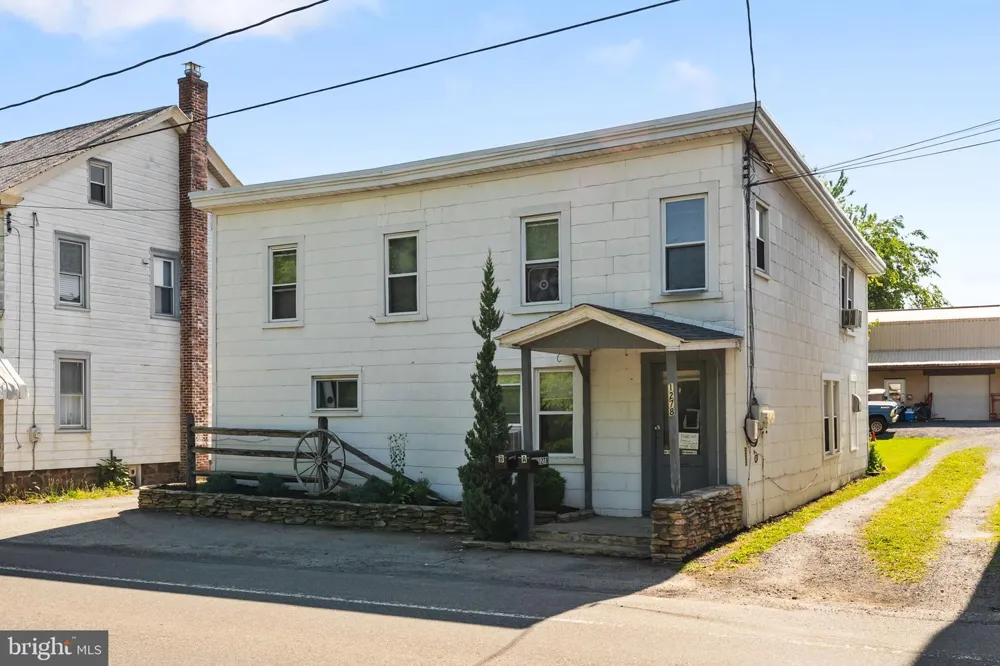1278 READING RD