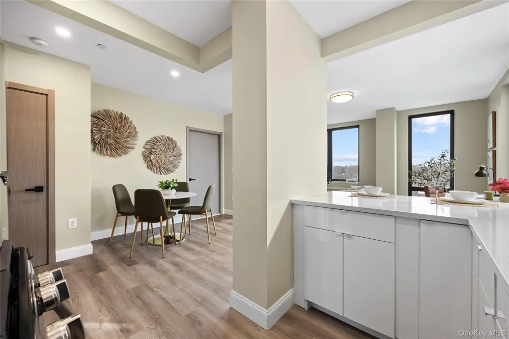 163-07 72nd Avenue #5A Fresh Meadows, NY 11365