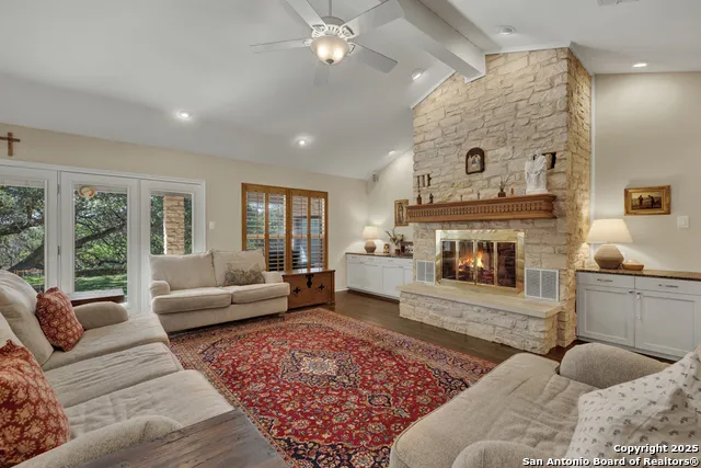 830 Palomino Lane San Marcos, TX 78666