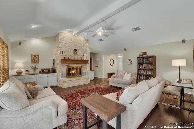 830 Palomino Lane San Marcos, TX 78666