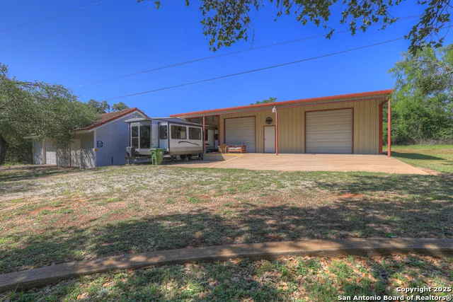 830 Palomino Lane San Marcos, TX 78666