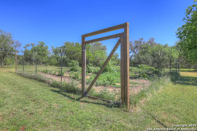 830 Palomino Lane San Marcos, TX 78666