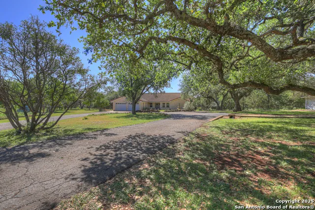 830 Palomino Lane San Marcos, TX 78666