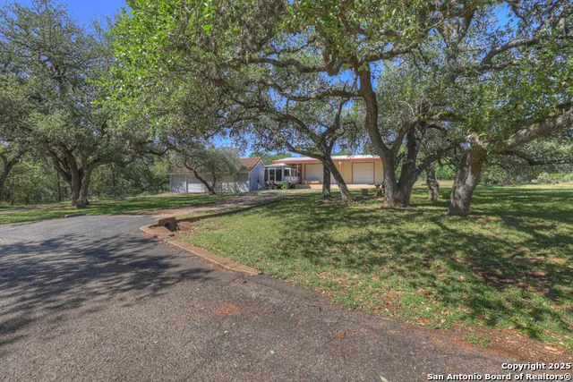 830 Palomino Lane San Marcos, TX 78666