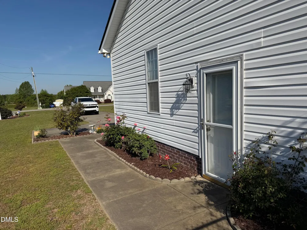 6949 Rock Ridge Sims Road Sims, NC 27880