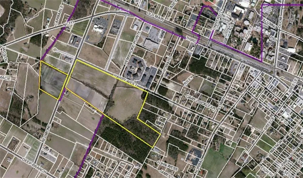 Harry West Lane Pembroke, NC 28372