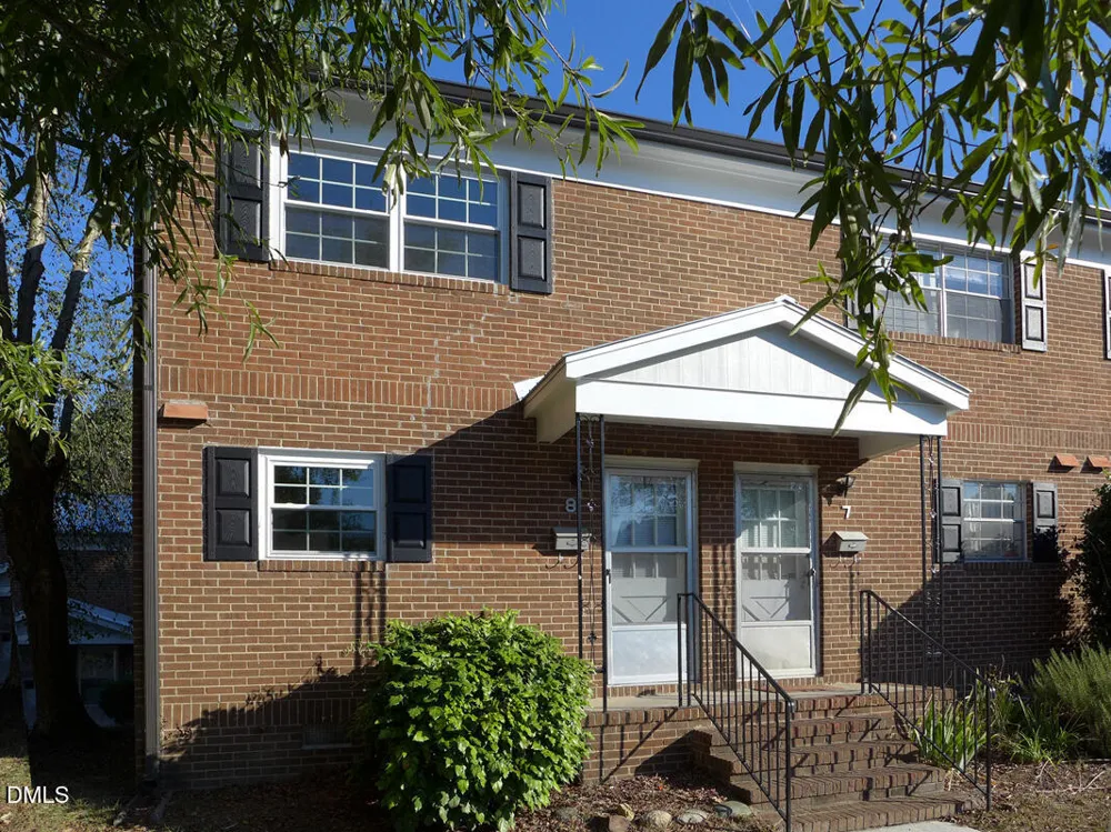 400 Davie Road #8 Carrboro, NC 27510