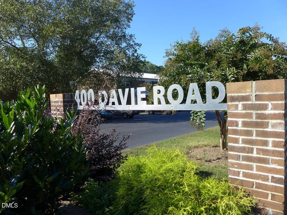 400 Davie Road #8 Carrboro, NC 27510