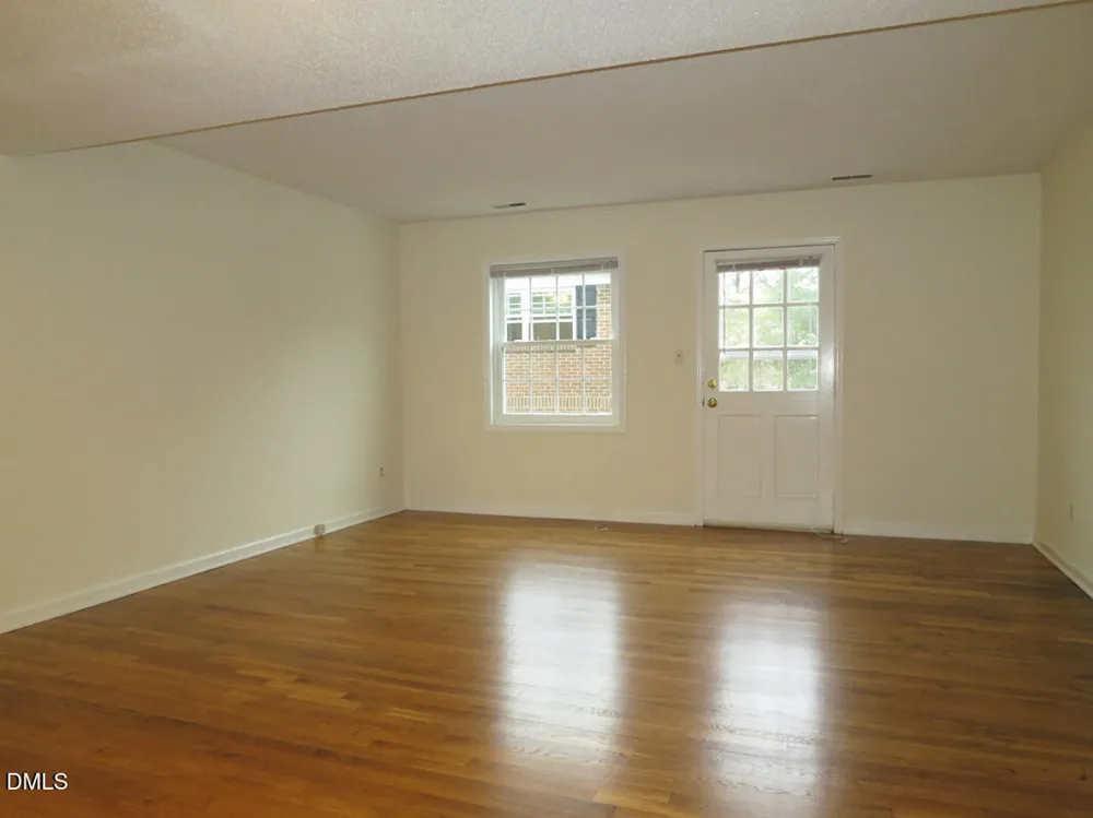 400 Davie Road #8 Carrboro, NC 27510