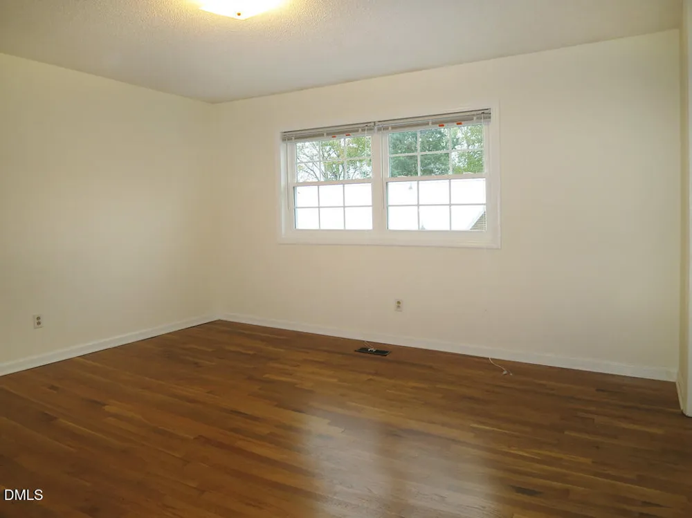 400 Davie Road #8 Carrboro, NC 27510