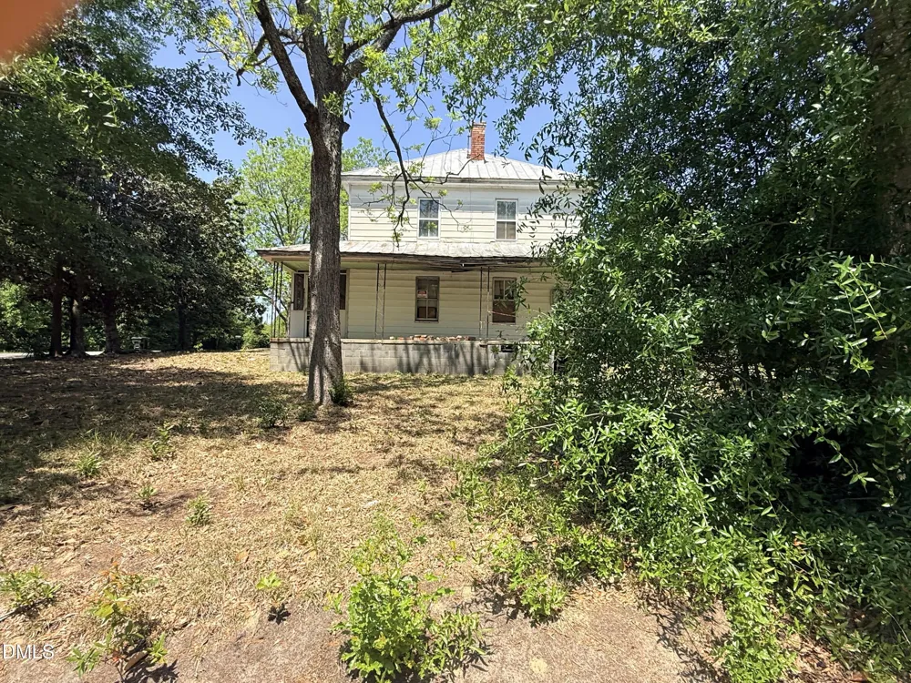 1011 W New York Avenue Southern Pines, NC 28387