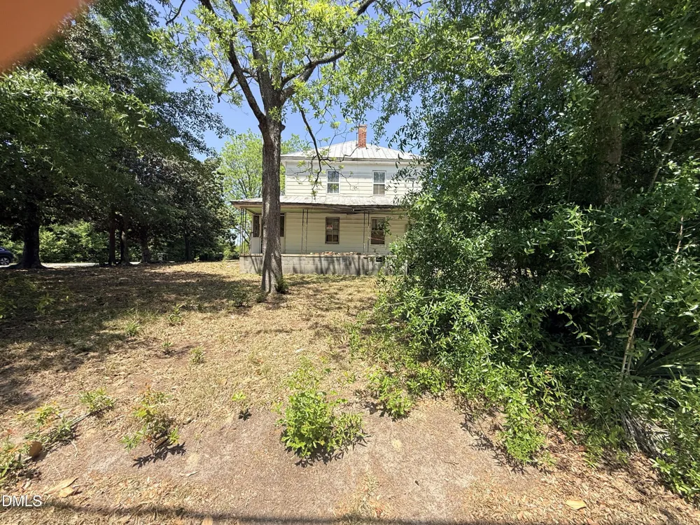 1011 W New York Avenue Southern Pines, NC 28387