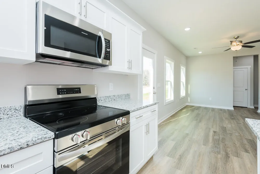 415 E Lee Avenue Yadkinville, NC 27055
