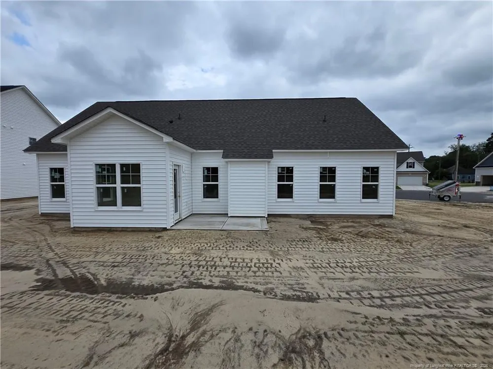 4311 Kirkhill Court Wade, NC 28395