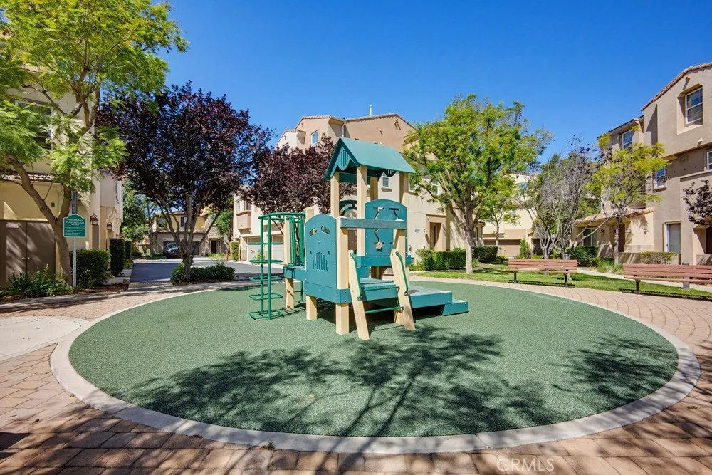 31173 Strawberry Tree Lane Temecula, CA 92592