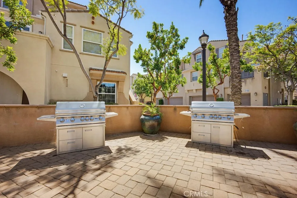 31173 Strawberry Tree Lane Temecula, CA 92592
