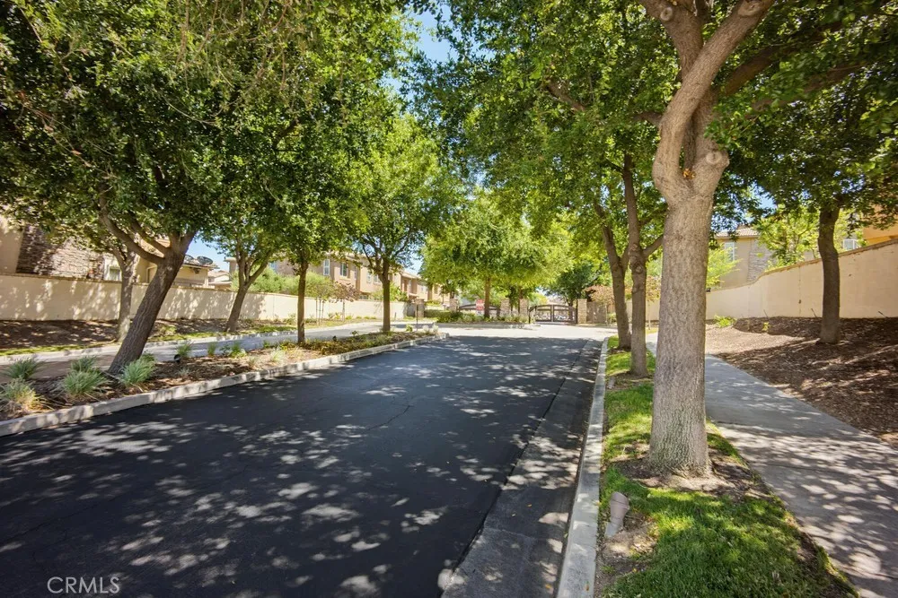 31173 Strawberry Tree Lane Temecula, CA 92592