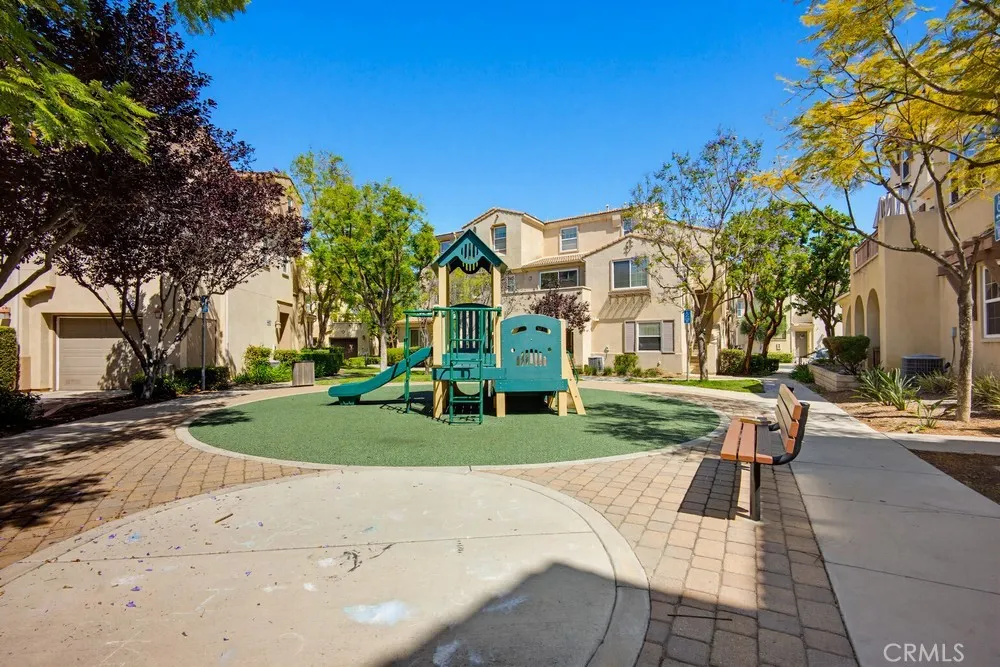 31173 Strawberry Tree Lane Temecula, CA 92592