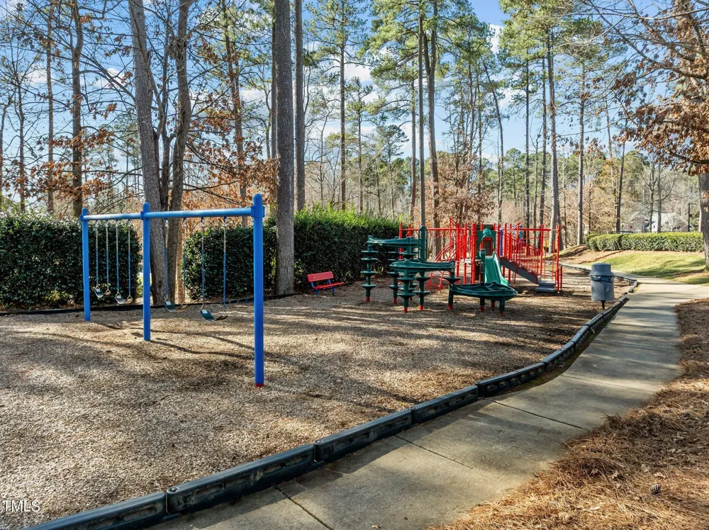 15 Golfers Ridge Court Chapel Hill, NC 27517