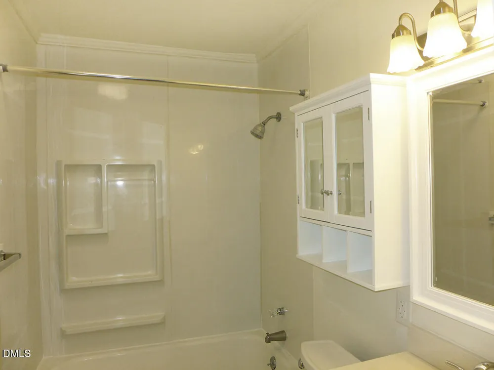111 Isley Street Chapel Hill, NC 27516