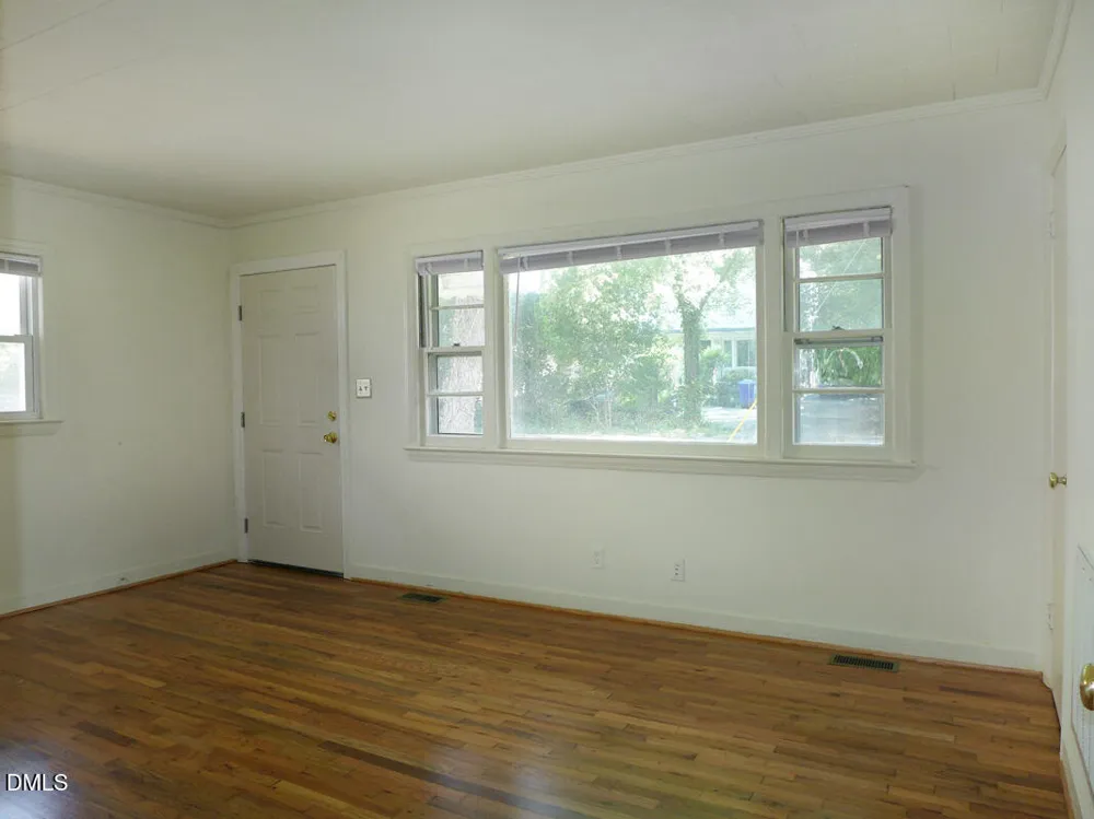 111 Isley Street Chapel Hill, NC 27516