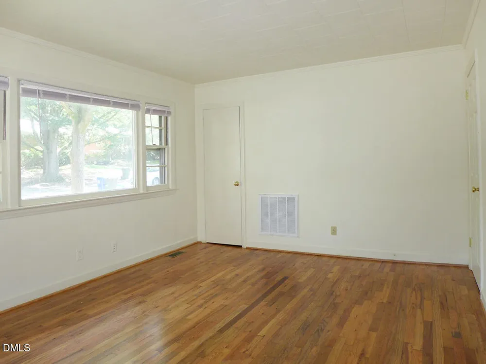 111 Isley Street Chapel Hill, NC 27516