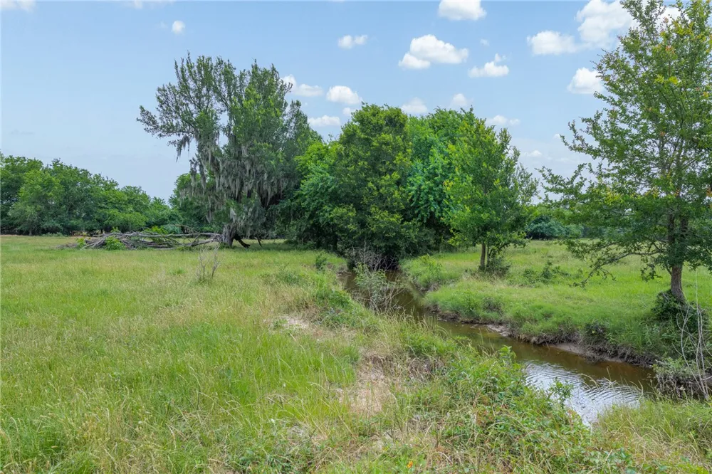 1111 Fm 1486 Richards, TX 77873