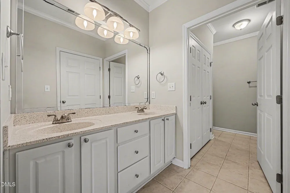 2821 Kudrow Lane Morrisville, NC 27560