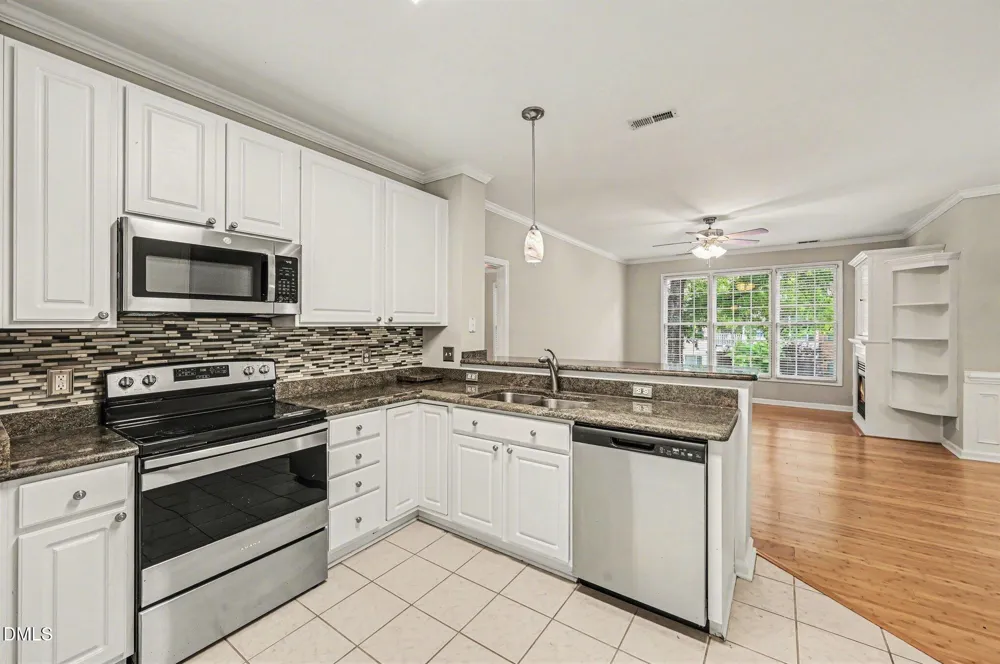 2821 Kudrow Lane Morrisville, NC 27560