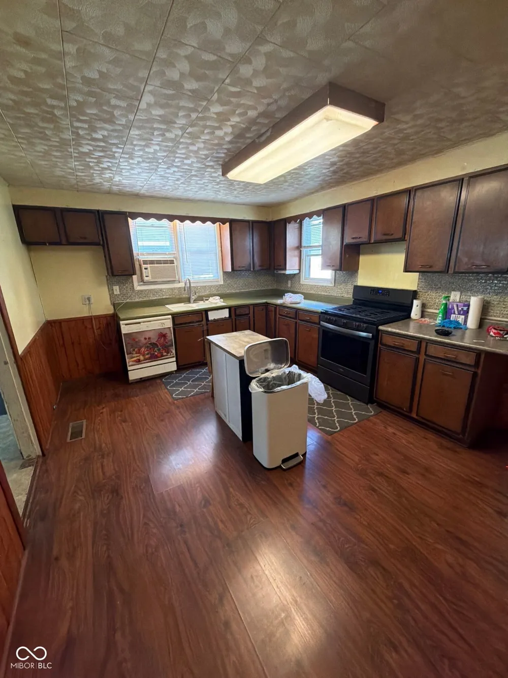 2522 B STREET Elwood, IN 46036