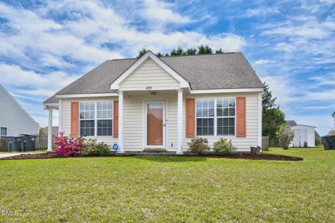 4721 Honeysuckle Lane