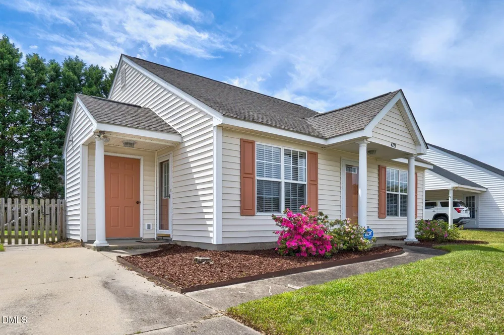 4721 Honeysuckle Lane Rocky Mount, NC 27804