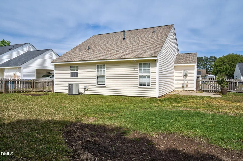 4721 Honeysuckle Lane Rocky Mount, NC 27804