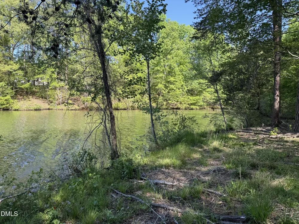 618 Crystal Cove Lane Yanceyville, NC 27379
