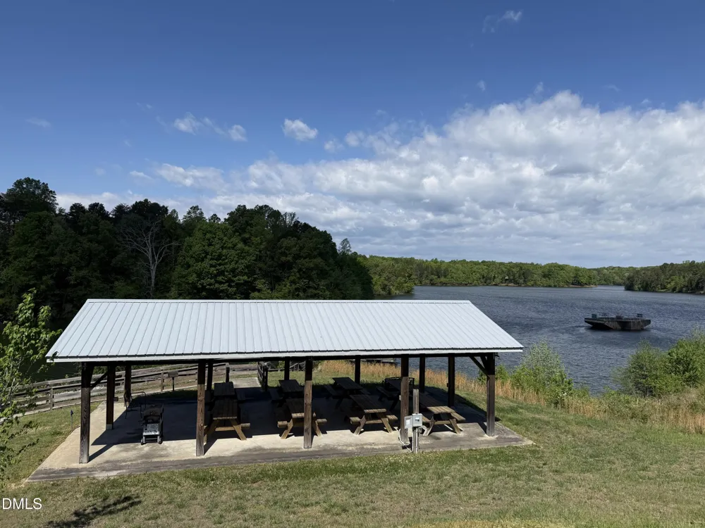 618 Crystal Cove Lane Yanceyville, NC 27379