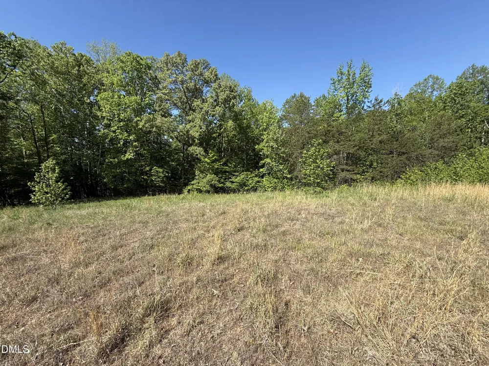 618 Crystal Cove Lane Yanceyville, NC 27379