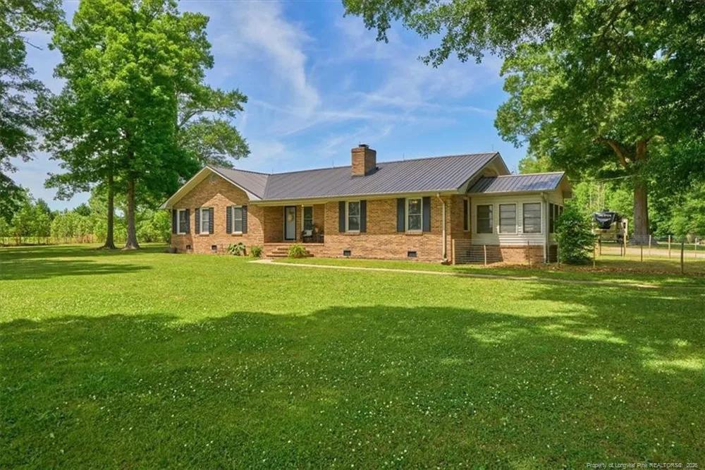 7266 Pleasant Hope Rd Road Fairmont, NC 28340