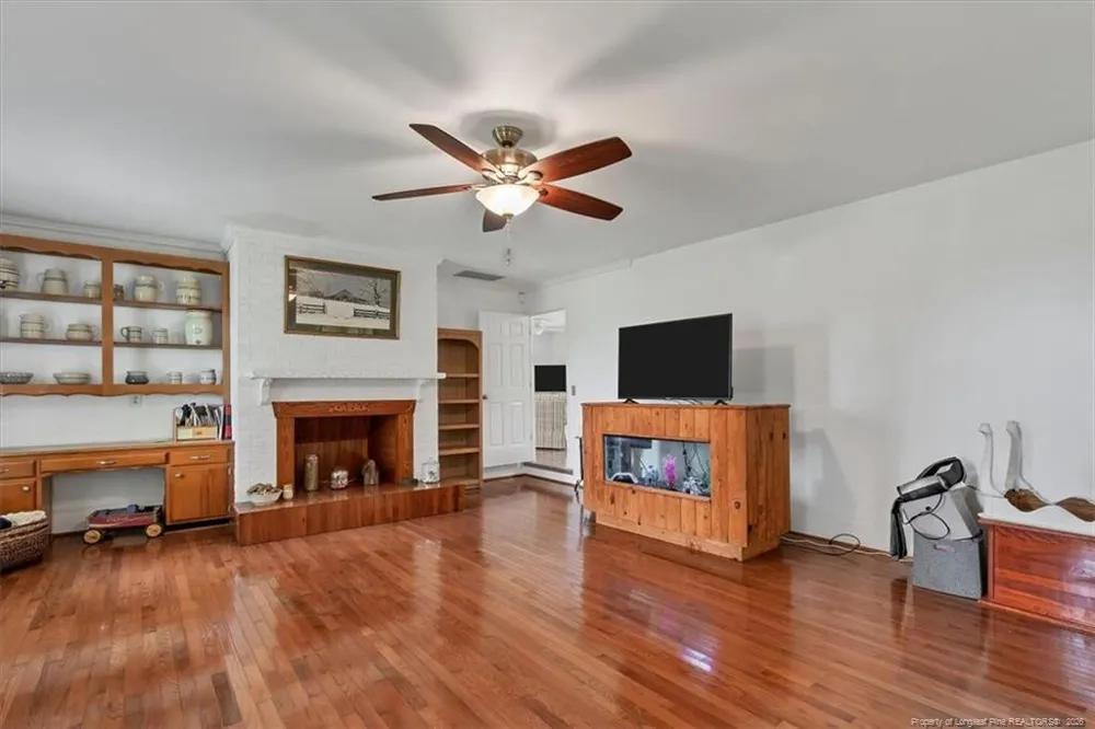 7266 Pleasant Hope Rd Road Fairmont, NC 28340