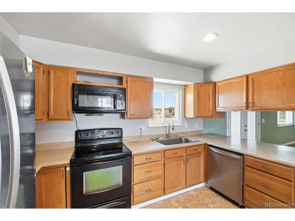 1747 16th Street Penrose, CO 81240