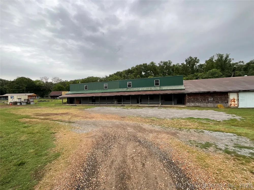 2532 Highway 82 Salina, OK 74365
