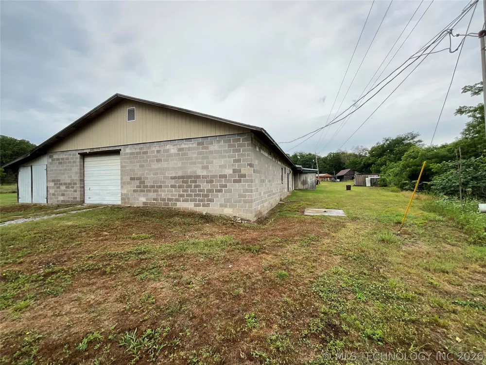 2532 Highway 82 Salina, OK 74365