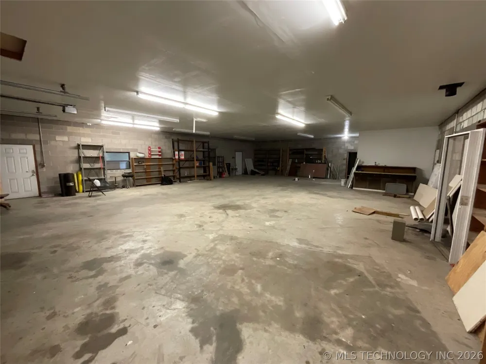 2532 Highway 82 Salina, OK 74365