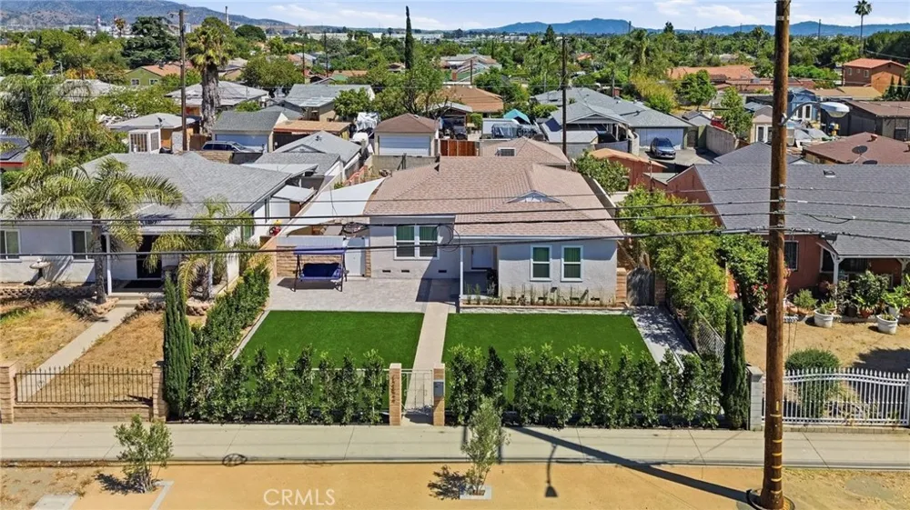 12824 Osborne Pacoima, CA 91331