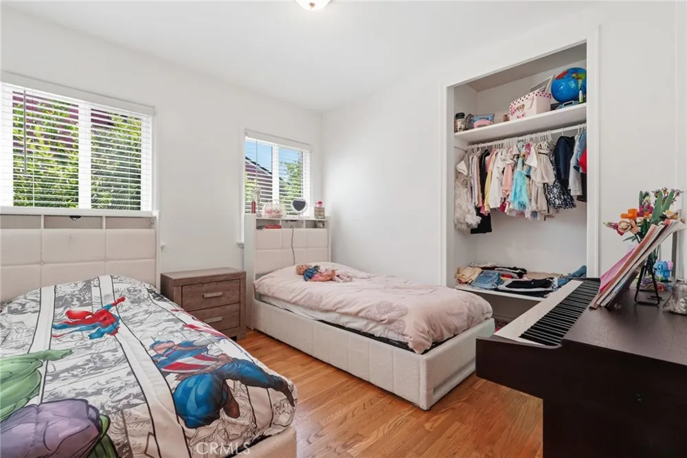 12824 Osborne Pacoima, CA 91331