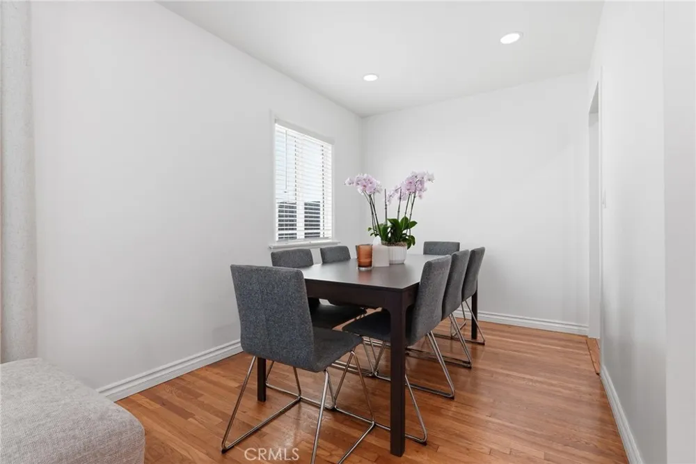 12824 Osborne Pacoima, CA 91331