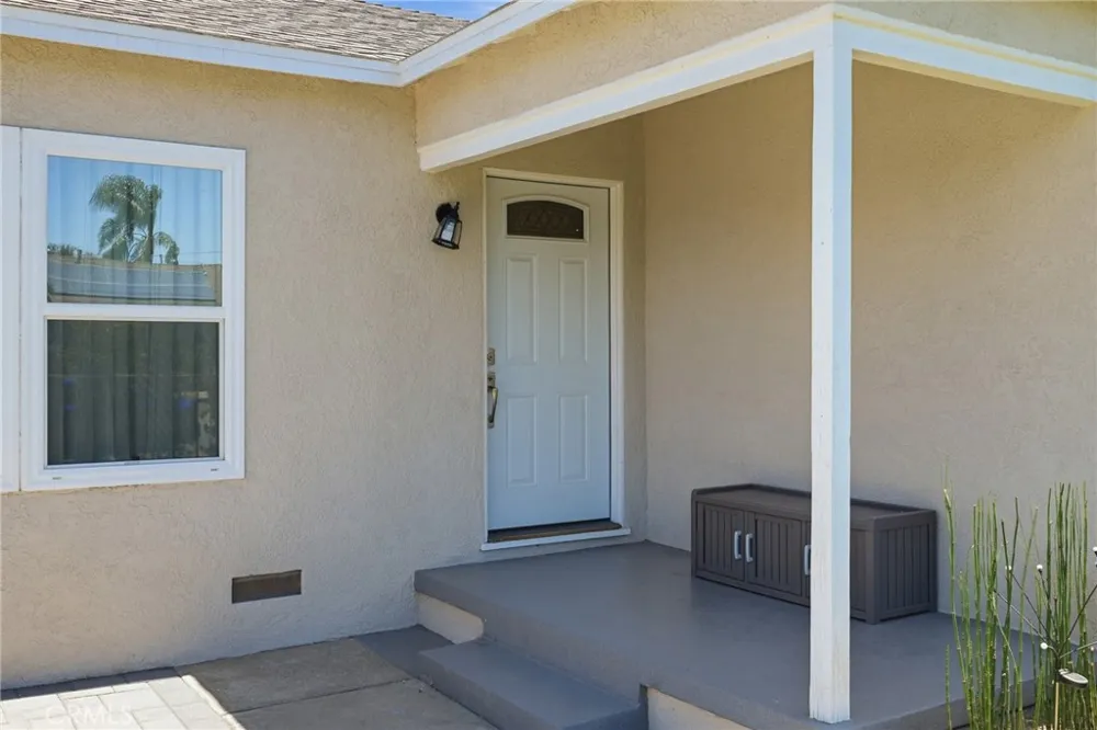 12824 Osborne Pacoima, CA 91331