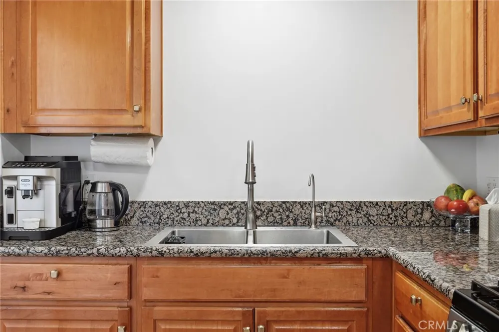 12824 Osborne Pacoima, CA 91331